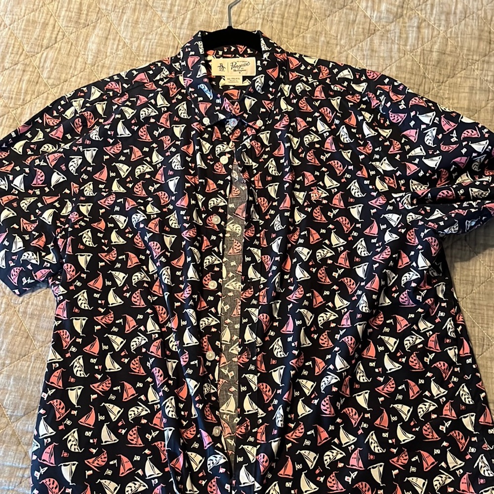 Short Sleeve Sailboat Print Button Up